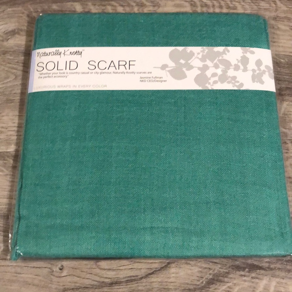 Naturally Knotty Solid Scarf Emerald